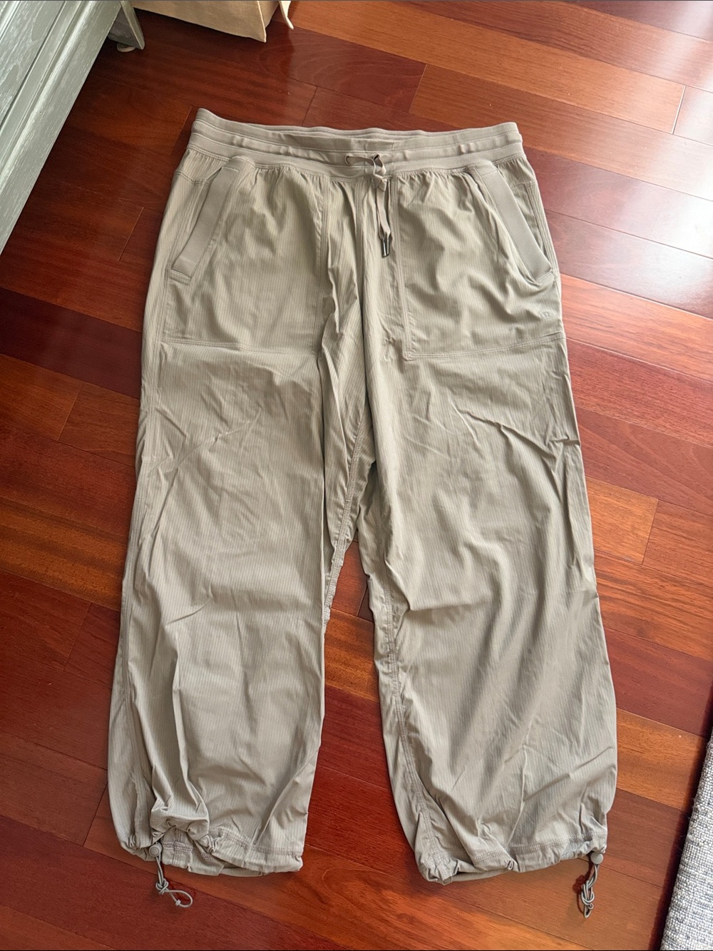 lululemon athletica Women's Beige Drawstring Track Pants